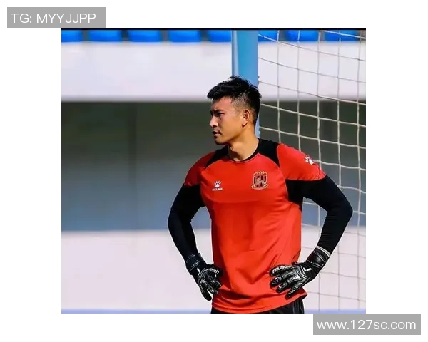 足球之门将巨星的传奇之路与辉煌成就揭秘