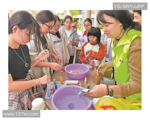 追逐足球梦的青春岁月与心灵对话